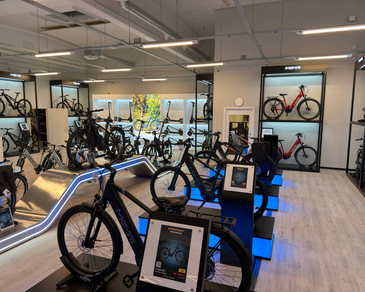 E-Wheels Helsingborg &ndash; butiksbild 1