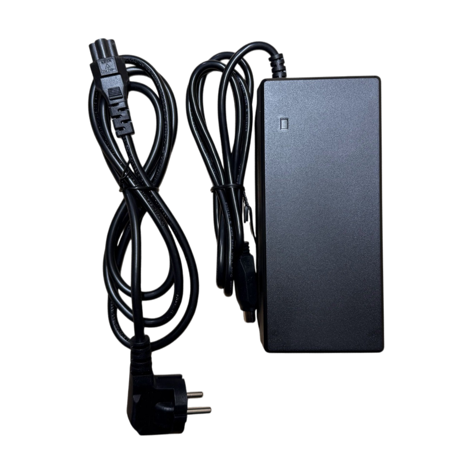 Lader F - Ultimate 80 (til 36V batteri) / F2 (42V / 3 Pin / 2A)